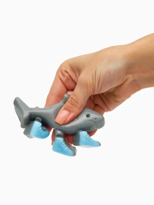 Мялка "Акула в кроссовках"