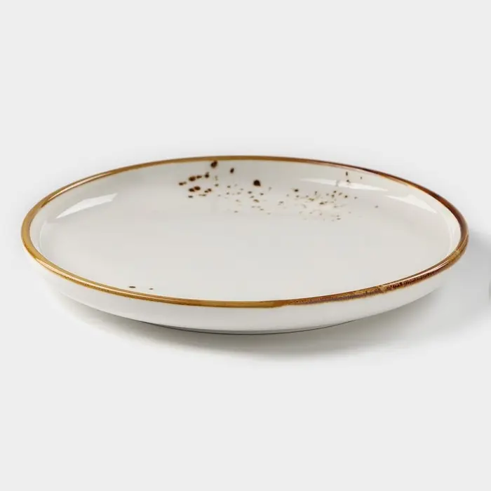 Тарелка фарфоровая пирожковая Magistro &laquo;Церера&raquo;, d=18 см, цвет белый