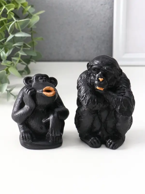 Набор статуэток &laquo;Обезьяны&raquo;, 2 шт., 6.5&times;6.5&times;10 см, 6.5&times;5.5&times;7.5 см, чёрный