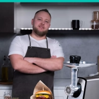 Мясорубка электрическая с насадками и овощерезкой T-MG45M02