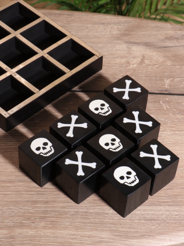 Настольная игра "Крестики-нолики" 20.5х20.5 см, манговое дерево, сталь, смола