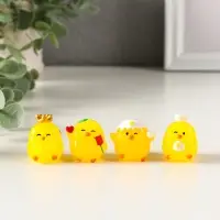 Сувенир полистоун флюоресцентный "Цыплята" набор 4 шт 2,5х3,2 см