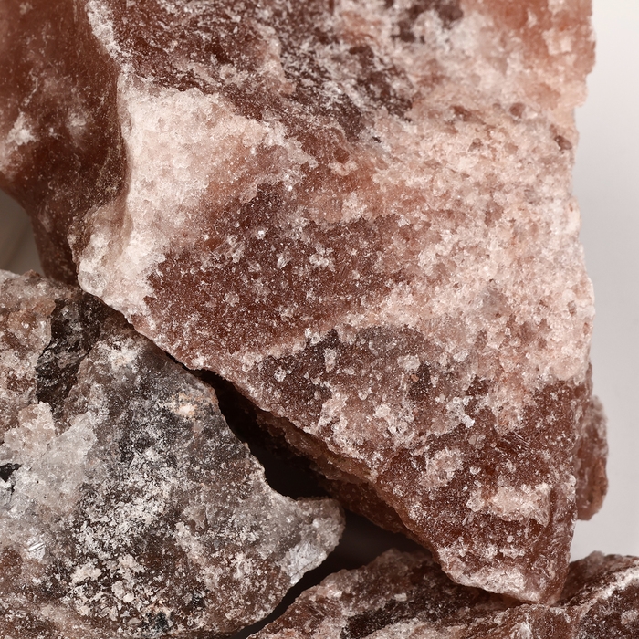 Соль колотая &laquo;Иранская горная&raquo;, 1.5 кг, ведро, цвет микс