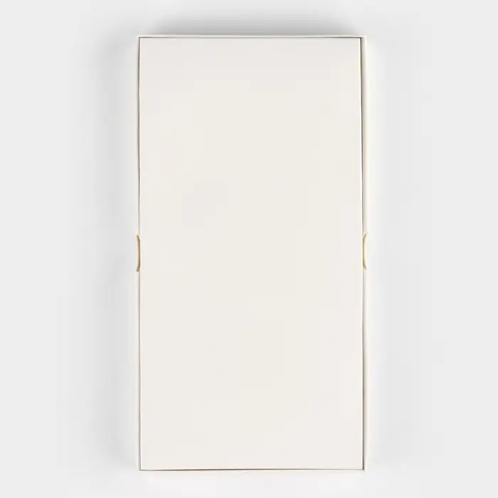 Коробка для шоколада &laquo;Белая&raquo;, с окном, 16.4 х 8.4 х 1.7 см