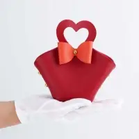 Кожанная подарочная сумочка 10,5 х 5 х 6 см красная