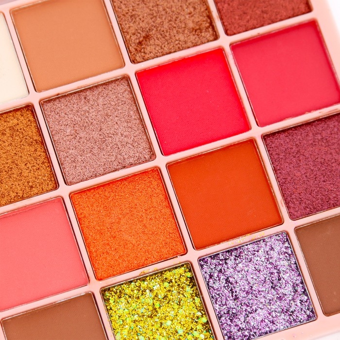 Палетка теней для век, 16 цветов