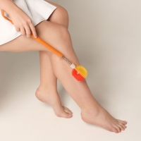 Массажёр - чесалка &laquo;Мячик&raquo;, двусторонний, цвет МИКС