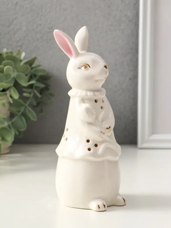 Сувенир керамика свет "Зайка с тюльпаном" белый 6х6х16 см