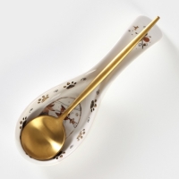 Подставка фарфоровая под ложку Доляна &laquo;Коты-аристократы&raquo;, 21,5&times;7,5 см, цвет белый