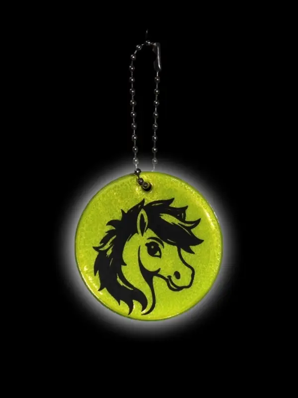 Светоотражающий элемент двусторон голова лошадки 4,7*4,7см цепочка салатовый АУ