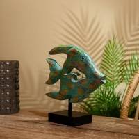 Сувенир &laquo;Рыба&raquo; на подставке, 37&times;33&times;9 см, албезия