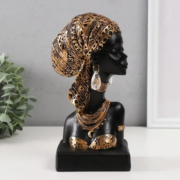 Сувенир полистоун бюст "Африканка в косынке с узорами" золото 12х9х22 см