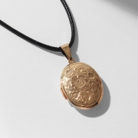 Кулон на шнурке &laquo;Для фото&raquo; овал с цветами, цвет золото на чёрном шнурке, 45 см