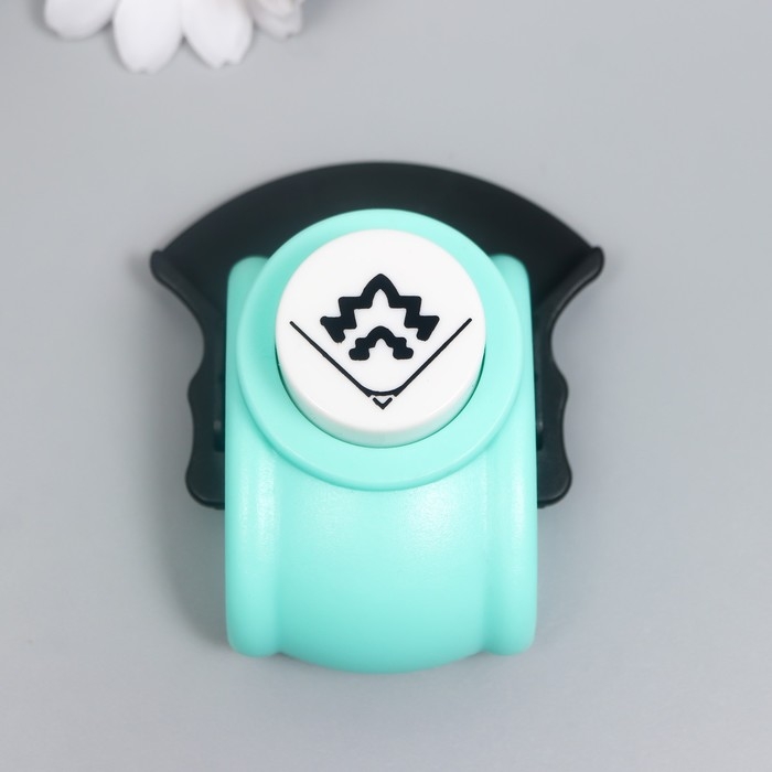 Дырокол фигурный "Вспышка" d=2,5 см МИКС 4,2х6,7х7,7 см