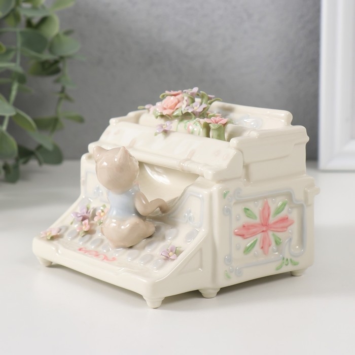 Сувенир керамика музыкальный "Котёнок с цветочной печатной машинкой" 9х11х7,5 см