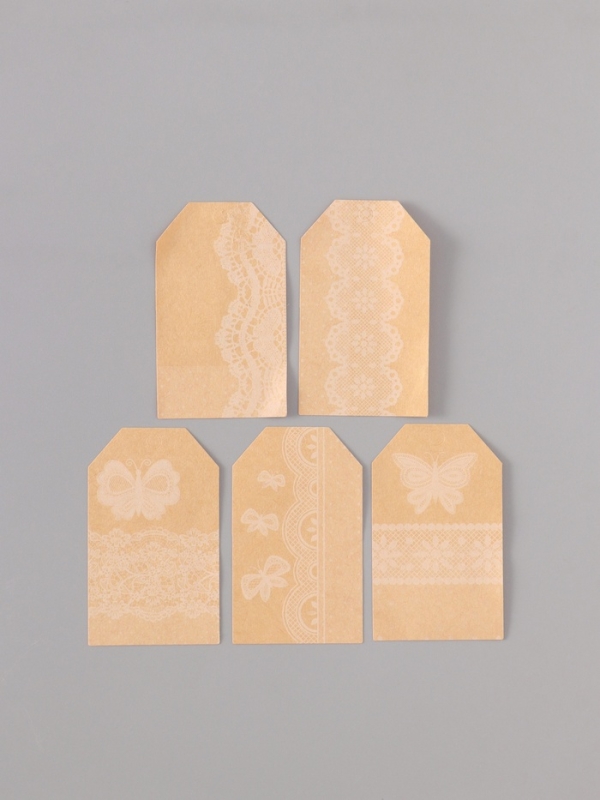 Наклейка бумага крафт "Бирки. Кружево" 3х5 см 200 шт в рулоне