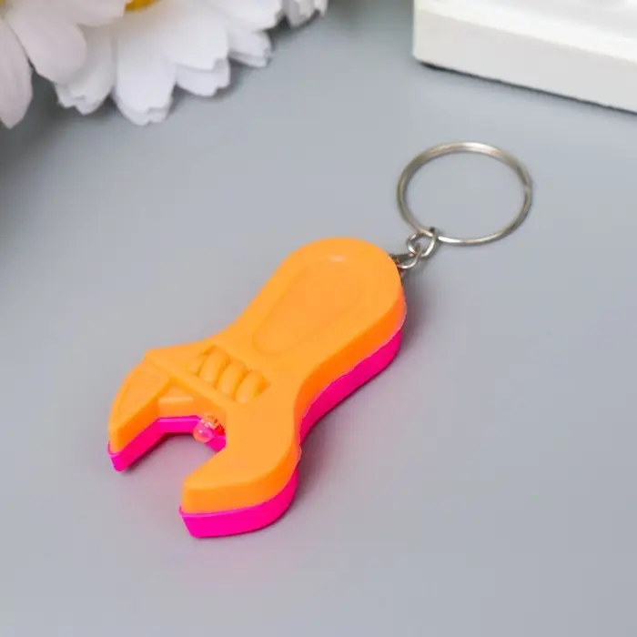 Фонарик брелок для ключей на кольце &laquo;Инструмент&raquo;, 5&times;3.4&times;1.2 см, МИКС