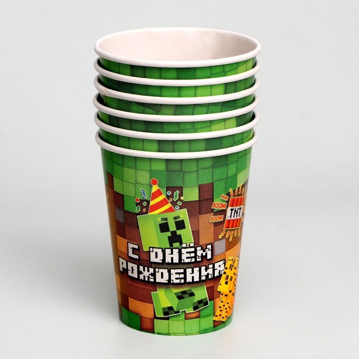 Набор бумажной посуды одноразовый С Днём Рождения&raquo;, пиксели, 6 тарелок, 6 стаканов, 6 колпаков