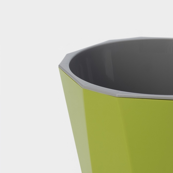 Кашпо для цветов со вставкой &laquo;Палермо&raquo;, 1,8 л, цвет оливковый