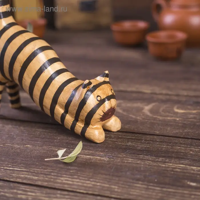 Сувенир дерево "Кошка полосатая под кольца" 12х4х25 см