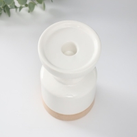 Подсвечник керамика на 1 свечу "Атлант" песочно-белый 9,5х9,5х17,5 см