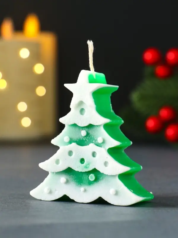 Свеча новогодняя "Ёлочка с огоньками" 60х70 мм, зелёный