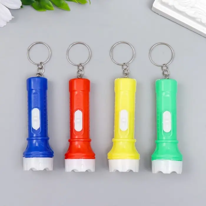 Фонарик брелок для ключей на кольце &laquo;Дорожный&raquo;, светит, 6.3&times;2.3&times;2.3 см, МИКС