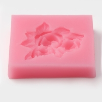 Молд для заливки Доляна &laquo;Букет роз&raquo;, силикон, 4.5&times;5 см, розовый