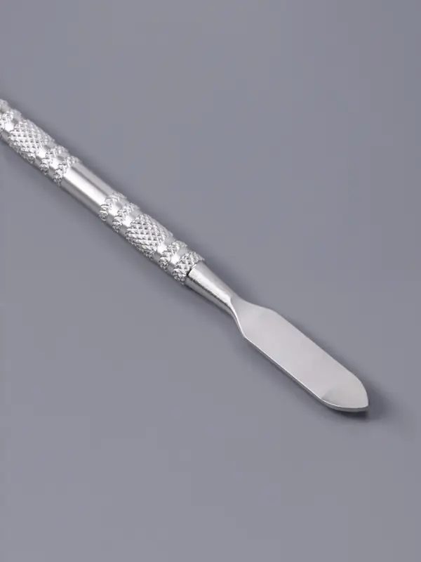 Набор д/нанесения макияжа 2 пред: палитра, кисть пластик/металл пакет QF