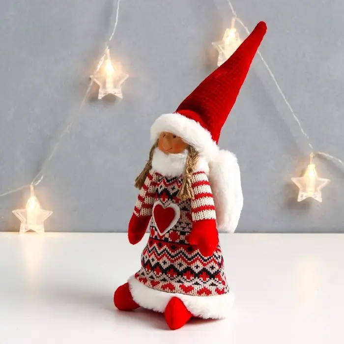 Кукла интерьерная "Ангелочек Марфуша в красном платье с узорами и сердечком" 33х13х10 см