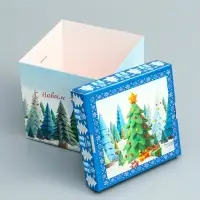 Подарочная новогодняя коробка крышка-дно с атласной лентой 17&times;17&times;17 см