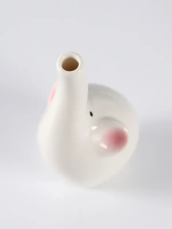 Ваза настольная керамика "Слоник" 15,5х7 см, белый