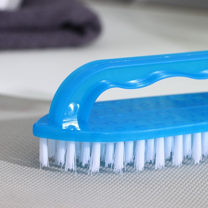 Щётка - утюжок Доляна, 12,5&times;5,5&times;5 см, цвет МИКС