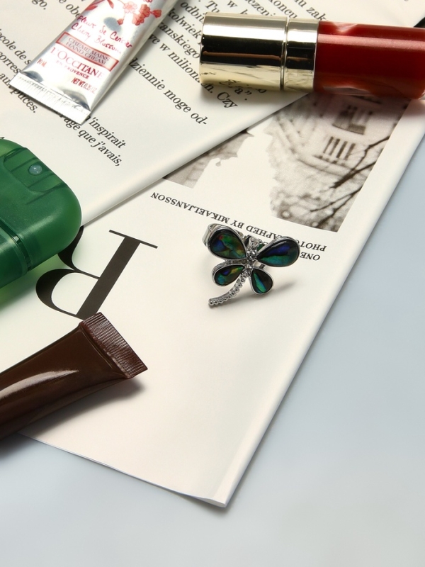 Кольцо безразмерное &laquo;Стрекоза&raquo;, галиотис, зелёное в серебре