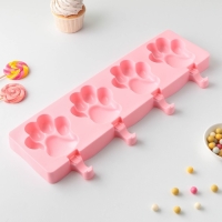 Форма для мороженого &laquo;Лапки&raquo;, силикон, 26&times;14 см, 4 ячейки (8,5&times;8,5 см), цвет МИКС