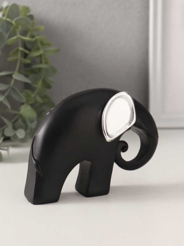 Сувенир полистоун "Чёрный слон с серебр. ушками хобот завиток" серебряный цветок 12х5х9 см   1074030