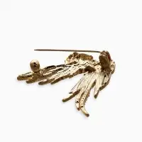 Брошь "Птица Попугай", цветная в золоте