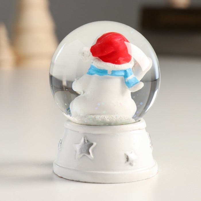 Снежный шар новогодний стеклянный &laquo;Снеговик в красном колпаке, с подарком&raquo;, d=4.5 см, 6&times;4.5&times;4.5 см