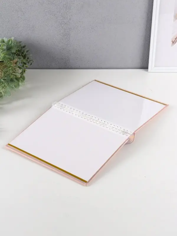 Фотоальбом "Зайки" 10 "магнитных"листов 23X28см, пер-т внутр.спираль