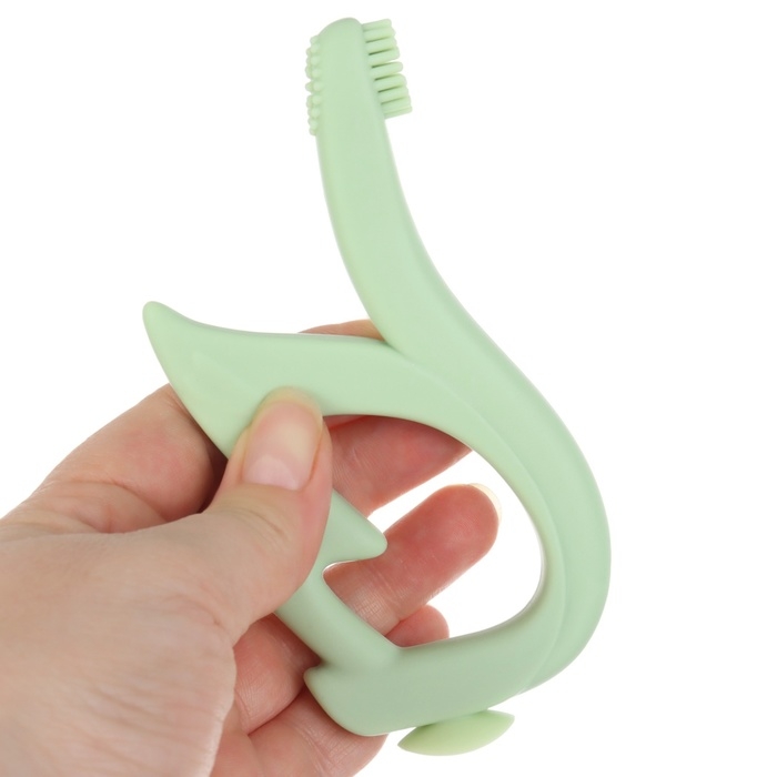 Прорезыватель - щеточка силиконовый &laquo;Лебедь&raquo;, на присоске, цвет зелёный, Крошка Я