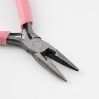 Тонкогубцы с зазубринами, для рукоделия, 12,5 &times; 6,5 см, цвет серебряный/розовый