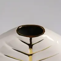 Ваза настольная керамика "Новайо" 18х17 см, белый