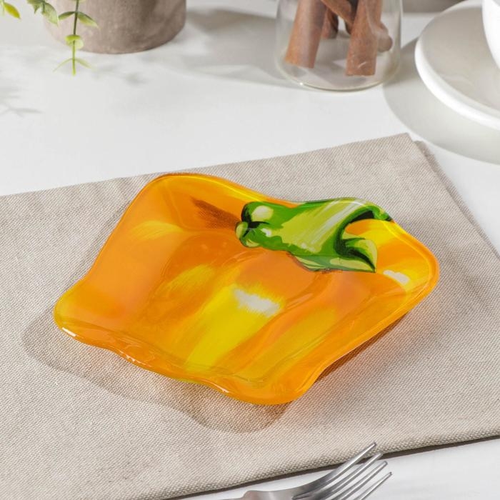 Блюдо стеклянное сервировочное Доляна &laquo;Перчик&raquo;, 16&times;15 см, цвет жёлтый