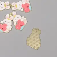 Декор для творчества металл, эмаль "Зайчик с сердцем-замком" 2,8х2,2 см