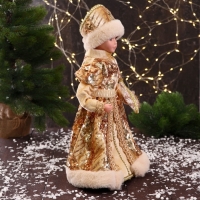 Снегурочка "В шубке с россыпью блеска" двигается, 40 см, золото