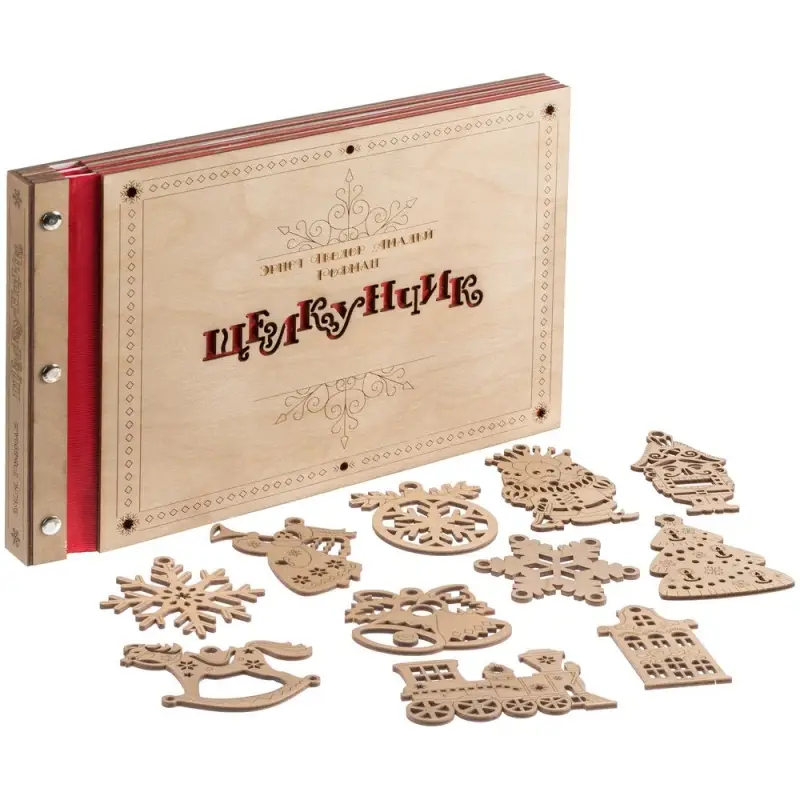 Новогодняя книга &laquo;Щелкунчик&raquo; с подвесками