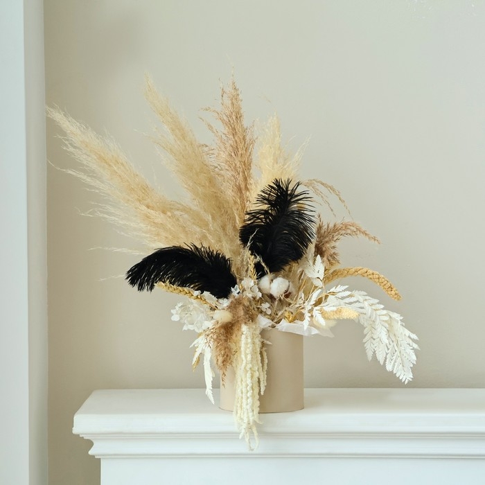 Перо для декора 1 шт., размер &mdash; 20,5 &times; 7,5 см, цвет чёрный