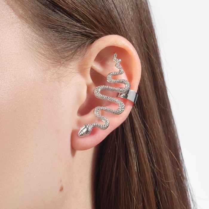 Новый год! Символ года 2025! Серьга &laquo;Кафф&raquo; змея анаконда, цвет серебро