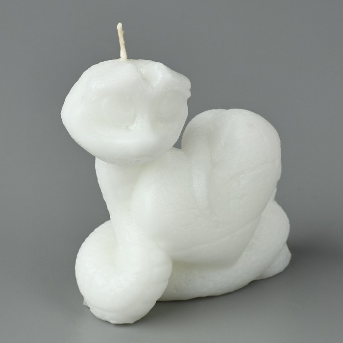 Новый год 2025! Свеча интерьерная &laquo;Новогодняя коллекция: Змейка милашка&raquo;, белая, 69 х 61 х 36