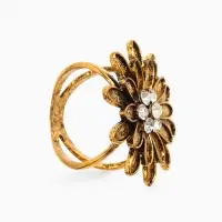 Кольцо для платка "Цветок Хризантема", цвет белый в чернёном золоте